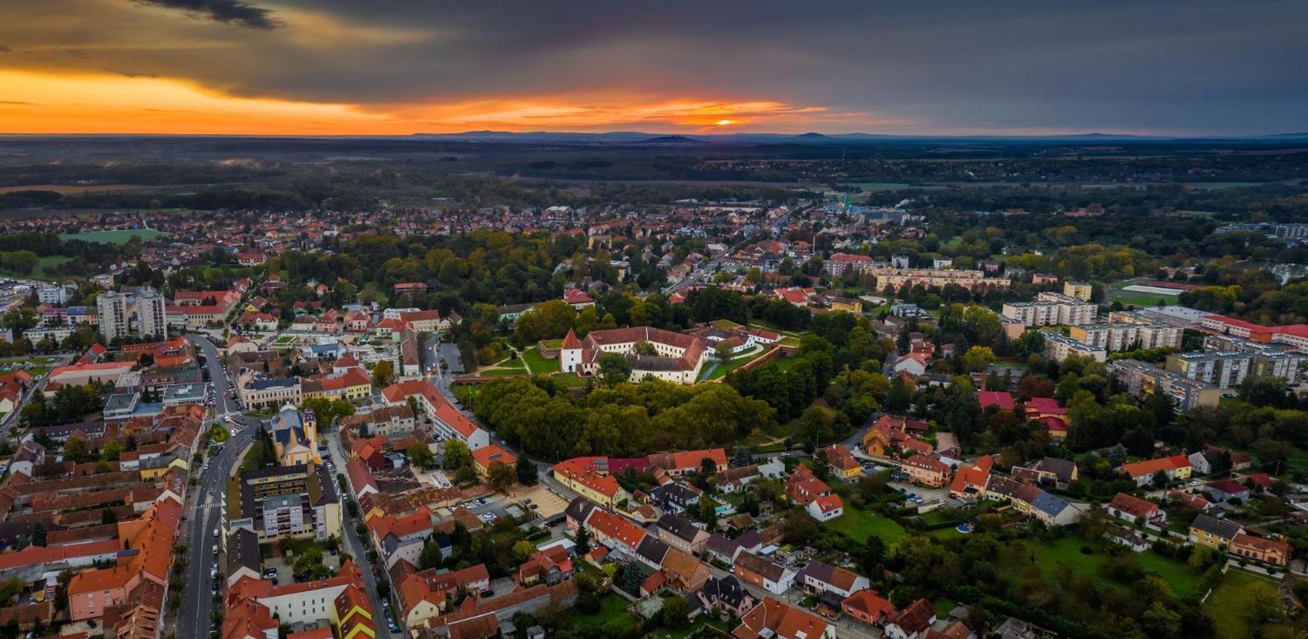 R31 Residence Sárvár Eksteriør bilde