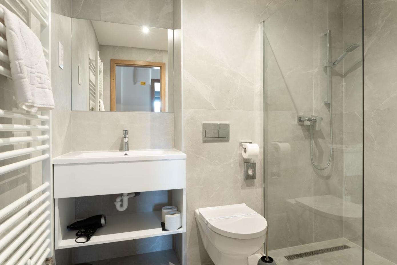 R31 Residence Sárvár Eksteriør bilde